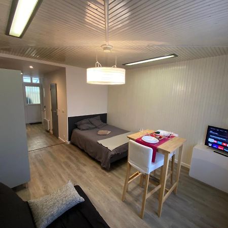 Apartament Les Coquelicots Wifi Troyes Zewnętrze zdjęcie